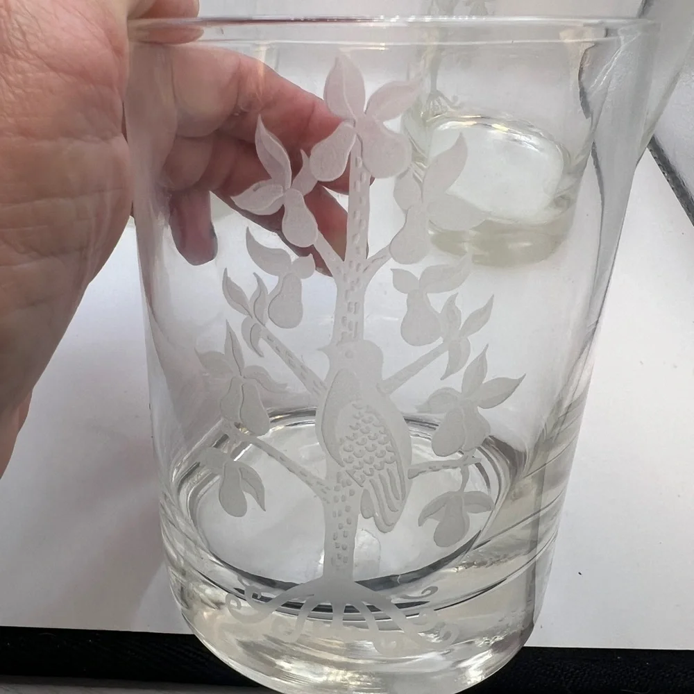 Bergdorf Goodman Partridge in a Pear tree crystal glass etched tumblers Set of 3